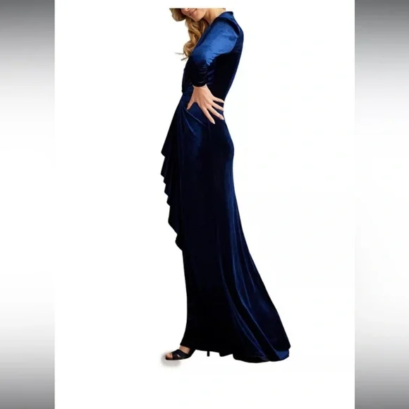 NWOT Tadashi Shoji Navy Blue Bevan Velvet Waterfall Drape Gown Sz S